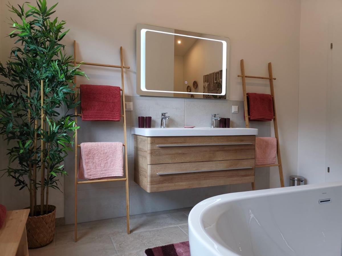 Tyrol Purelife Lodges ザンクト・ヤーコプ・イン・デフェルエッゲン エクステリア 写真