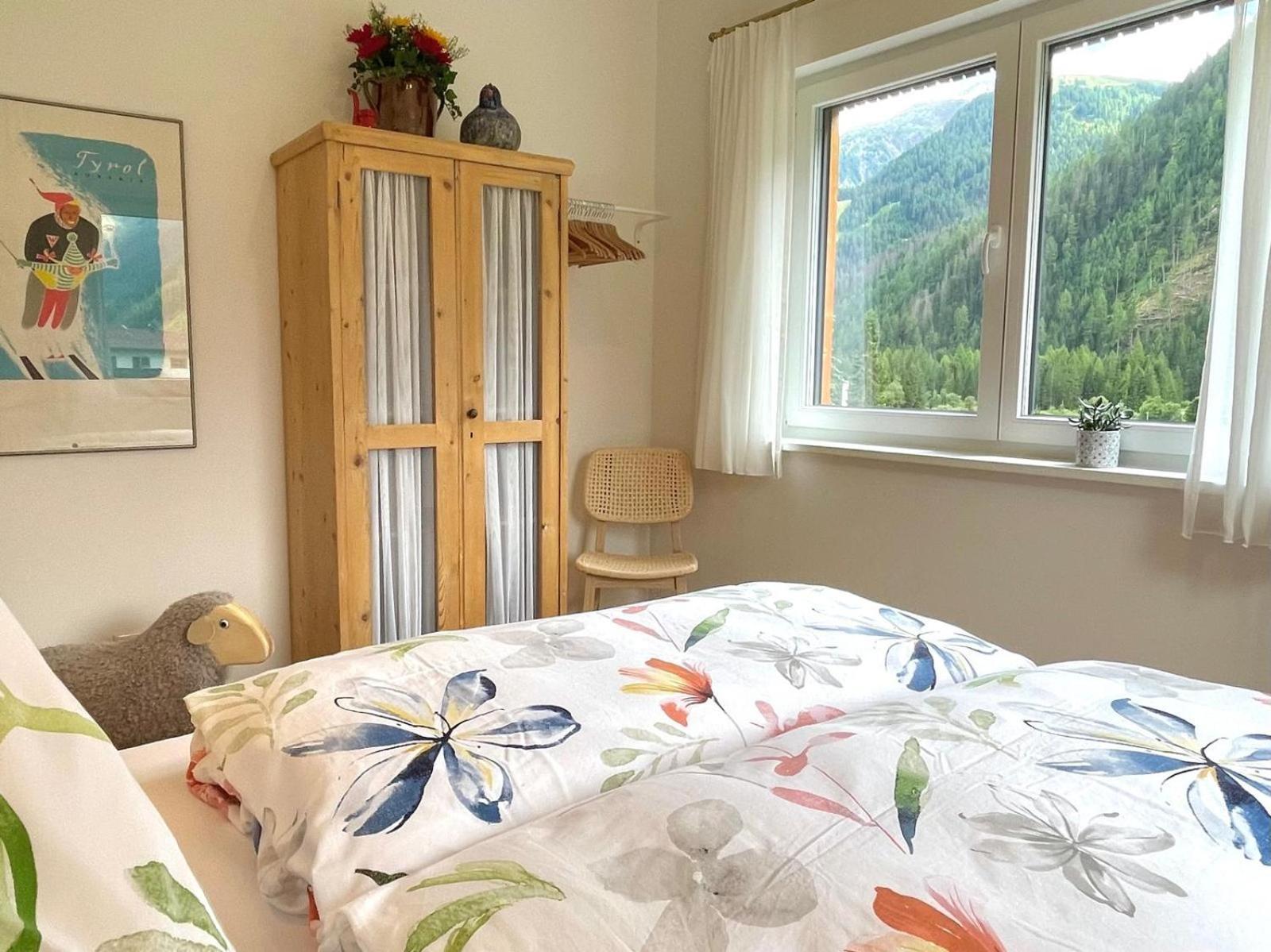 Tyrol Purelife Lodges ザンクト・ヤーコプ・イン・デフェルエッゲン 部屋 写真